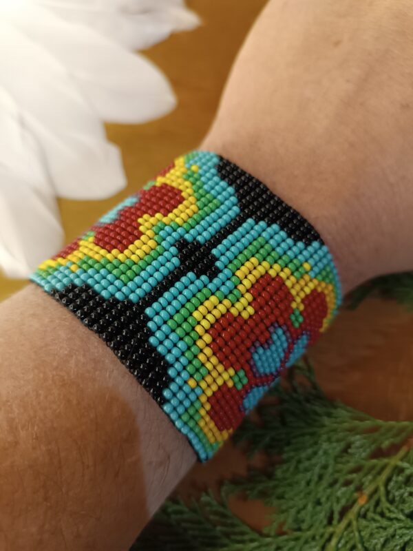 Pulseira étnica de miçangas Flores