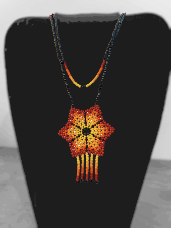 Colar feito com miçangas Flor estilo Étnico Peruano laranja - Image 4
