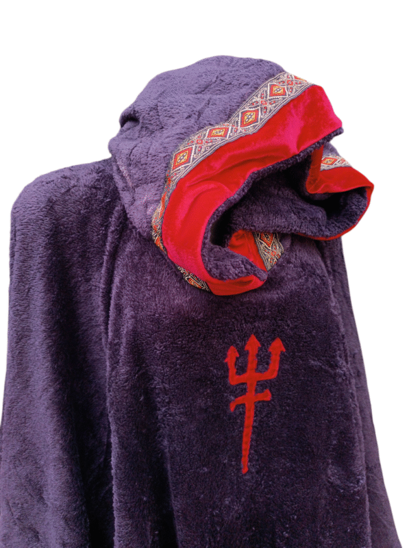 Poncho capa em microfibra Exu - Image 3