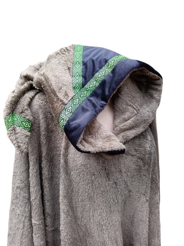 Poncho em Microfibra Verde Musgo - Image 3