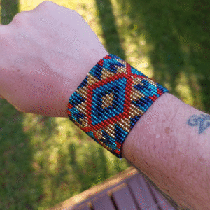 Pulseira étnica de miçangas Vermelho e azul