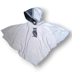 Poncho Microfibra Ponta Com Capuz Coruja Cinza
